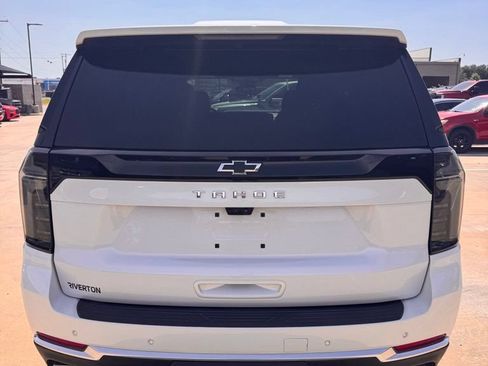 Used 2025 Chevrolet Tahoe High Country AWD/4WD image 7