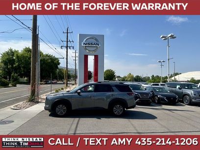 Certified 2024 Nissan Pathfinder SV
