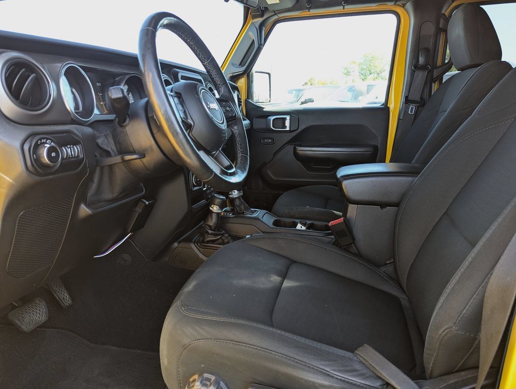 Used 2019 Jeep Wrangler Unlimited Sport S AWD/4WD image 14