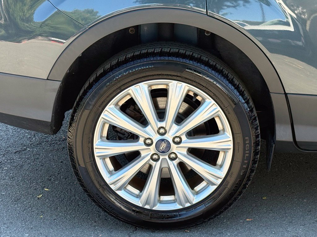 Used 2019 Ford Escape SEL AWD/4WD image 7