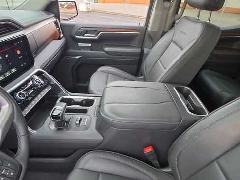 Used 2024 GMC Sierra 1500 Denali w/ Denali Reserve Package AWD/4WD image 21