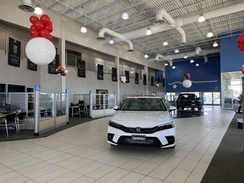 Used 2024 Ford Edge SEL AWD/4WD image 40
