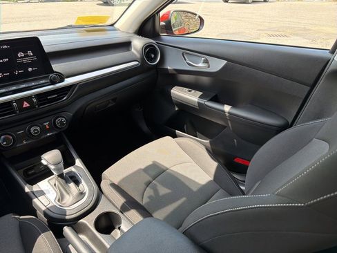 Certified 2023 Kia Forte LXS w/ LXS Technology Package FWD image 23