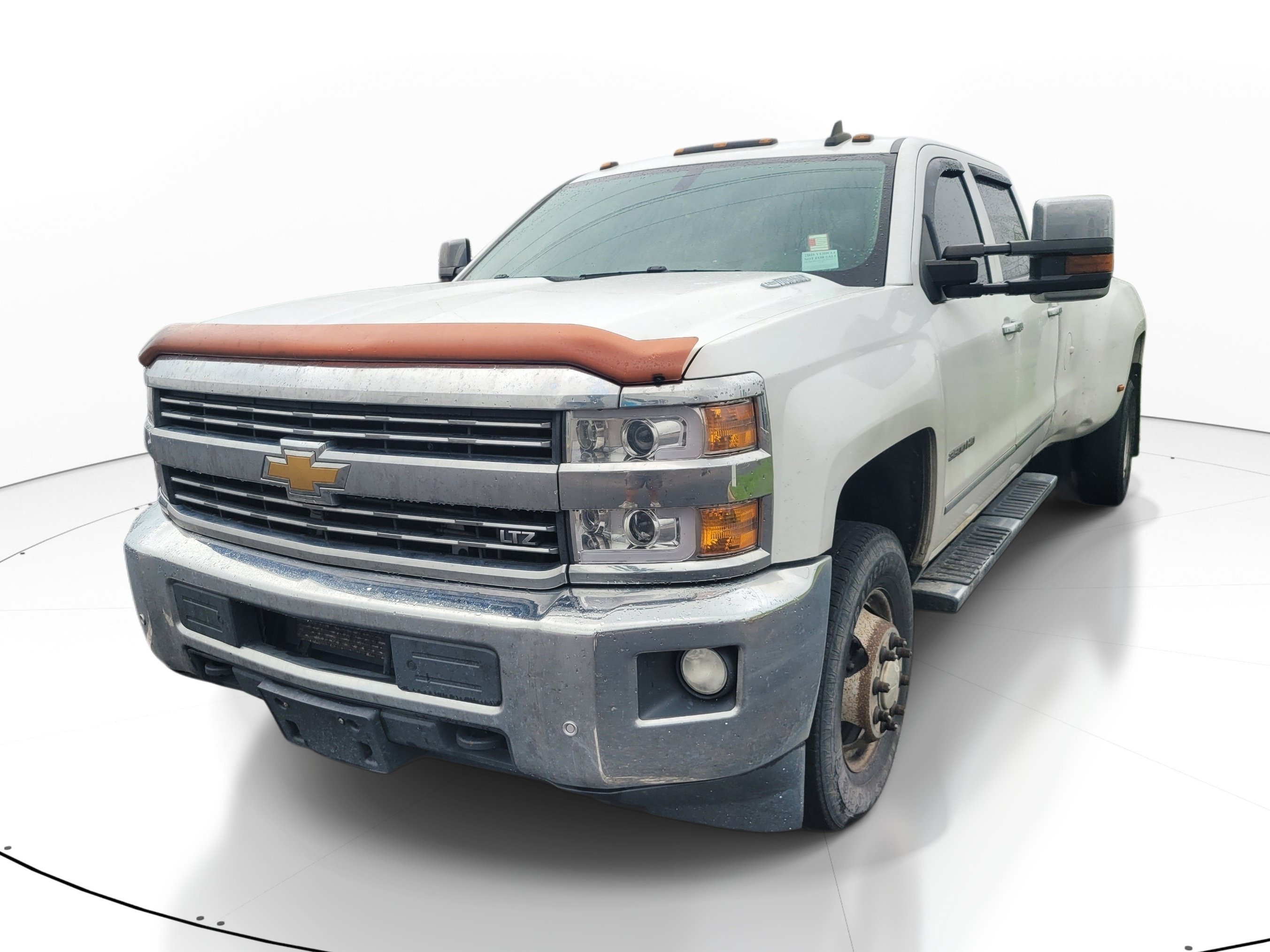 Used 2015 Chevrolet Silverado 3500 LTZ w/ Duramax Plus Package AWD/4WD image 3