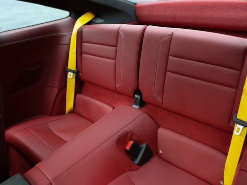 Used 2024 Porsche 911 Carrera w/ Premium Package image 6