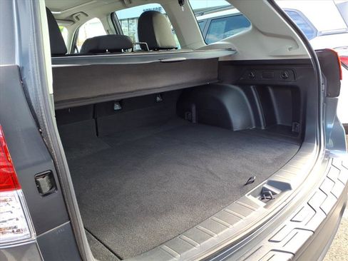 Used 2023 Subaru Forester Premium image 12