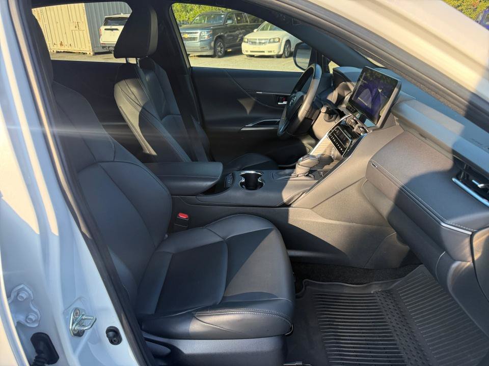 Used 2024 Toyota Venza Nightshade AWD/4WD image 32