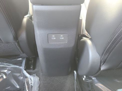 New 2026 Nissan Kicks SR w/ Cold Weather Package image 19