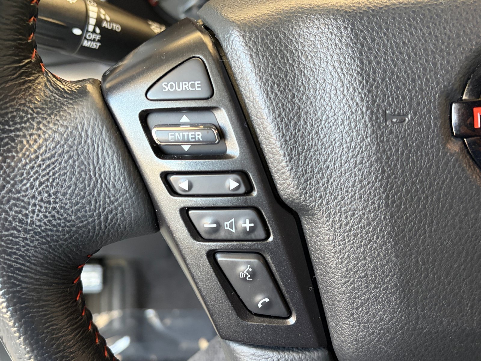 Used 2021 Nissan Titan PRO-4X w/ Pro-4x Utility Package AWD/4WD image 20