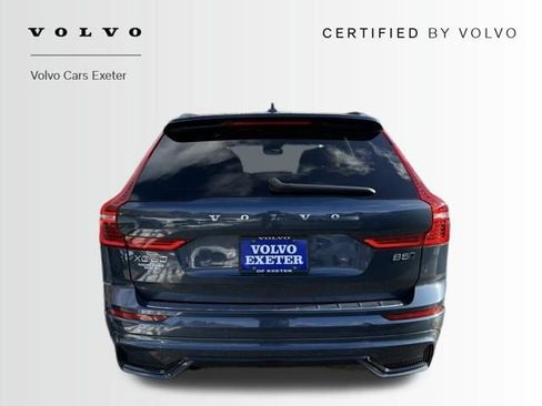 Certified 2023 Volvo XC60 B5 Ultimate w/ Climate Package image 4