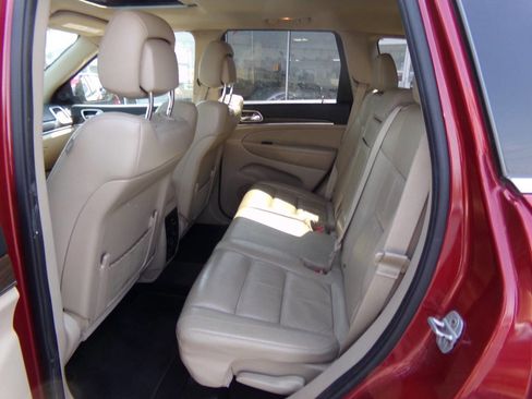 Used 2014 Jeep Grand Cherokee Limited w/ Trailer Tow Group IV image 13