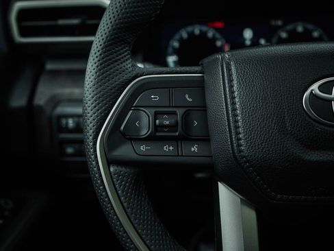 New 2024 Toyota Tacoma Limited image 19