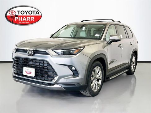 New 2026 Toyota Grand Highlander FWD image 1