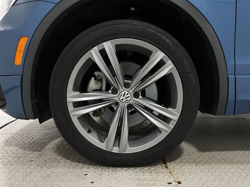 Used 2019 Volkswagen Tiguan SEL R-Line AWD/4WD image 38
