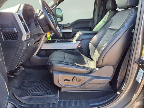 Used 2022 Ford F250 Lariat w/ Tremor Off-Road Package image 24