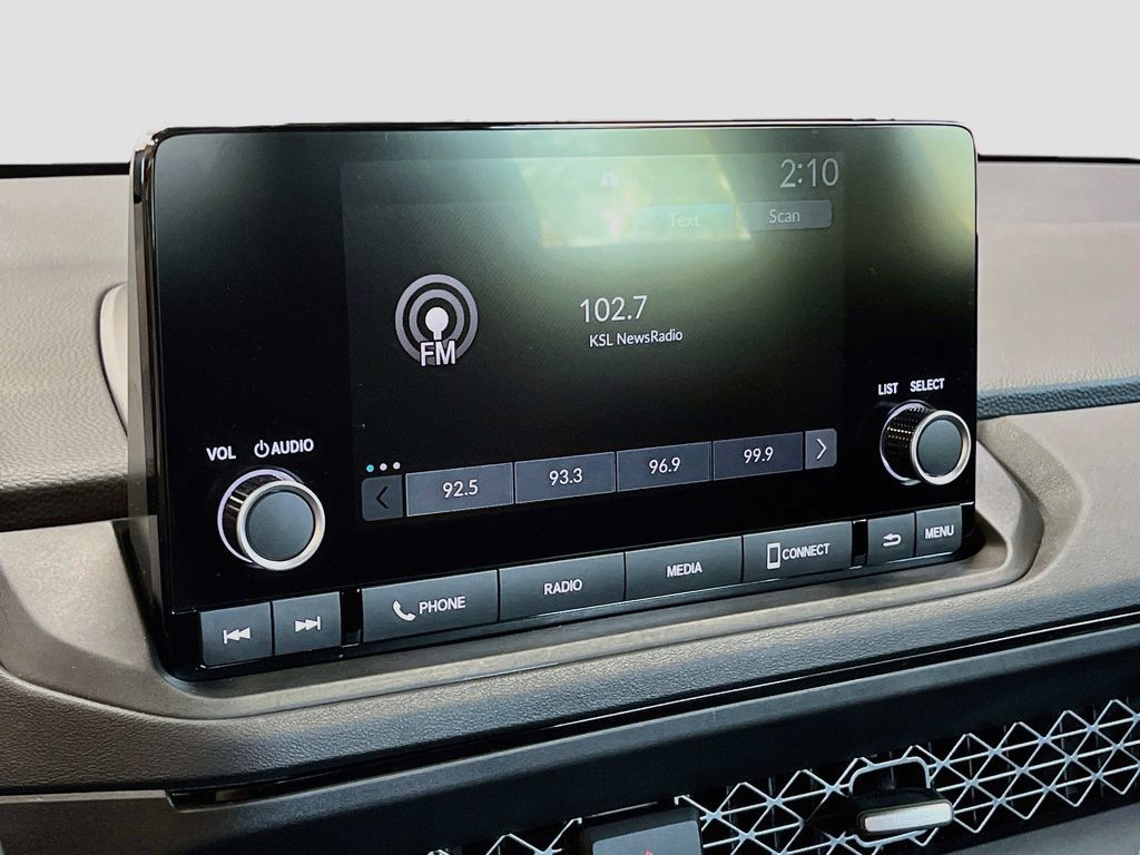 Used 2025 Honda Accord SE image 13