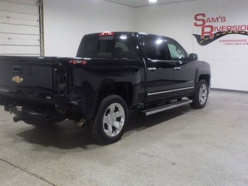 Used 2018 Chevrolet Silverado 1500 LTZ w/ Sport Package AWD/4WD image 4