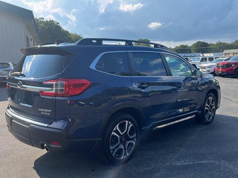 Used 2023 Subaru Ascent Limited w/ Technology Package AWD/4WD image 5