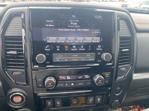 Used 2020 Nissan Titan PRO-4X w/ Pro-4x Convenience Package image 16