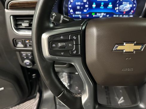 Used 2023 Chevrolet Tahoe Premier AWD/4WD image 14