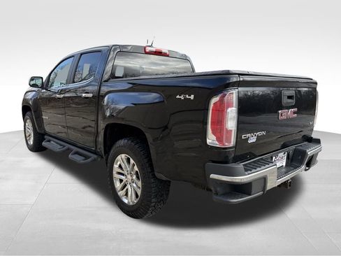 Used 2015 GMC Canyon SLT image 3