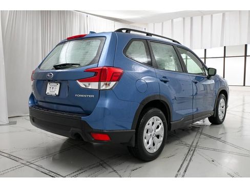 Used 2022 Subaru Forester image 7
