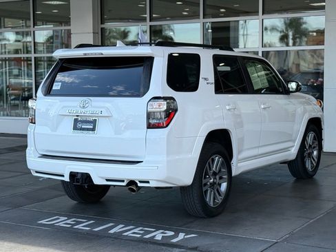 Used 2022 Toyota 4Runner TRD Sport image 12