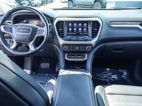 Used 2023 GMC Acadia Denali w/ Denali Ultimate Package AWD/4WD image 7