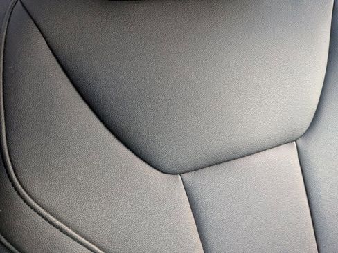 Used 2019 BMW 330i xDrive Sedan w/ M Sport Package image 17