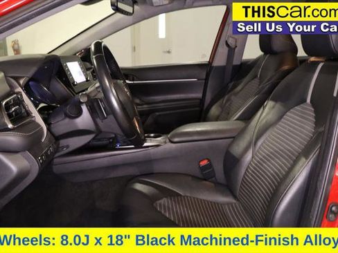Used 2022 Toyota Camry SE image 18