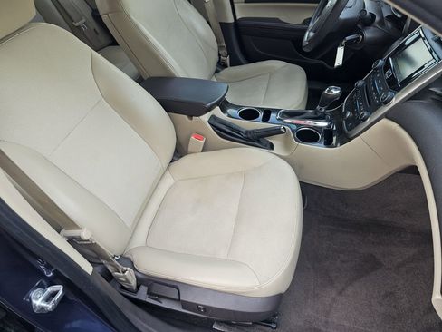 Used 2015 Chevrolet Malibu LT w/ Power Convenience Package image 18