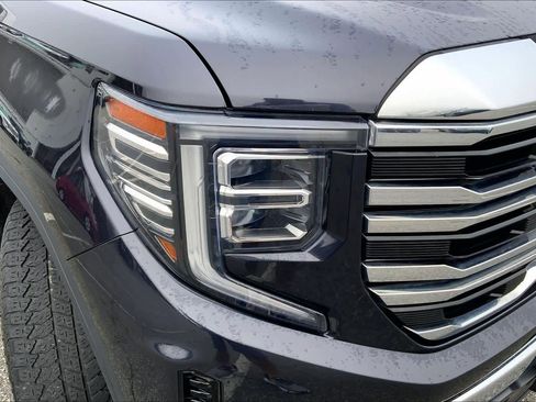 Used 2023 GMC Sierra 1500 SLT image 25