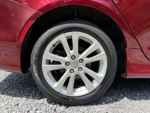 Used 2015 Chrysler 200 Limited FWD image 37