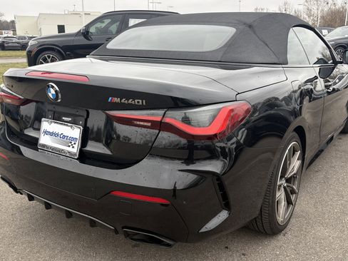 Used 2022 BMW 440i xDrive Convertible w/ Premium Package image 10