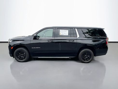 Used 2024 Chevrolet Suburban LT AWD/4WD image 4