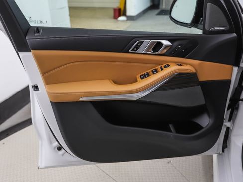 New 2026 BMW X5 xDrive40i image 9