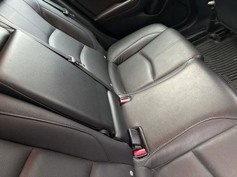 Used 2018 MAZDA MAZDA3 Grand Touring image 10