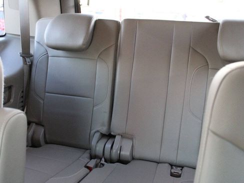 Used 2015 Chevrolet Tahoe LTZ AWD/4WD image 21