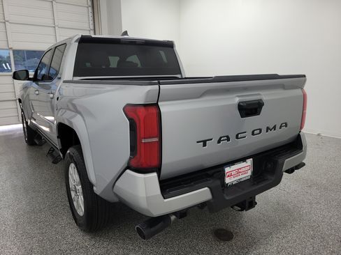 Used 2025 Toyota Tacoma SR5 RWD image 2