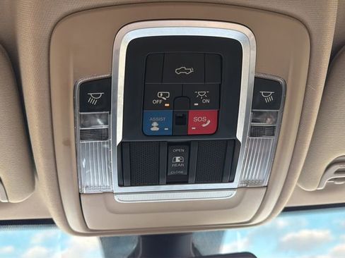 Used 2019 RAM 3500 Laramie image 30