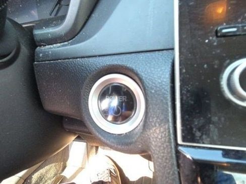 Used 2021 Honda Insight Touring image 10