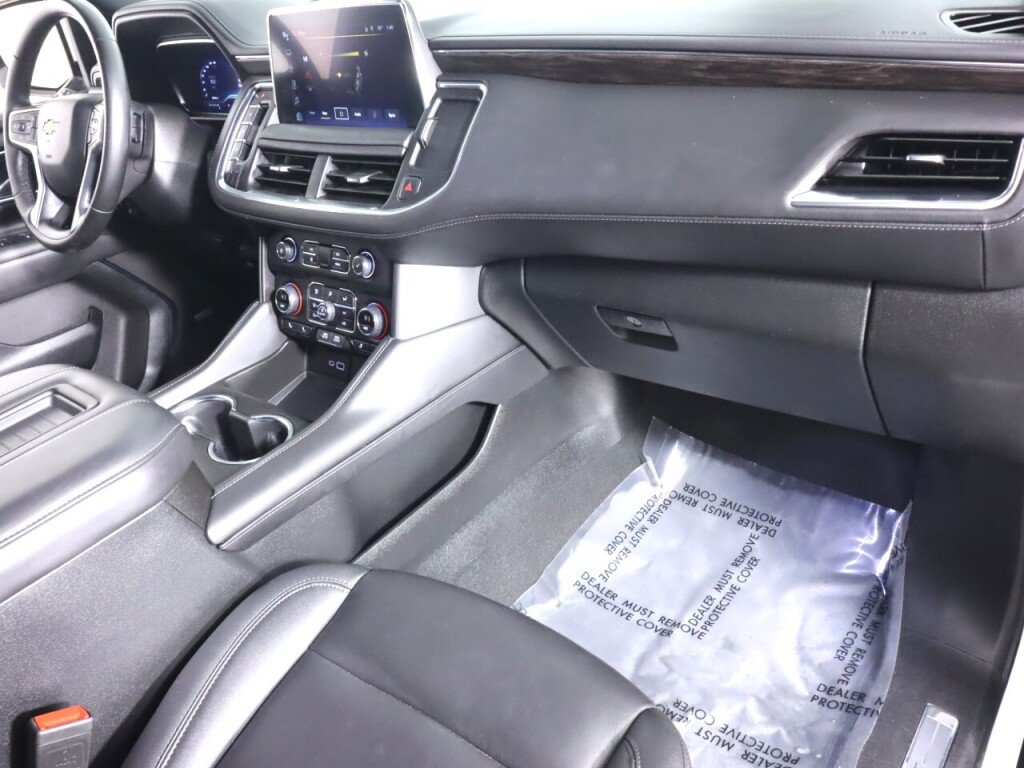 Used 2024 Chevrolet Suburban LT AWD/4WD image 43