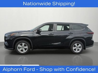 Used 2024 Toyota Highlander LE