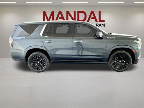 Used 2021 Chevrolet Tahoe High Country w/ Premium Package RWD image 4