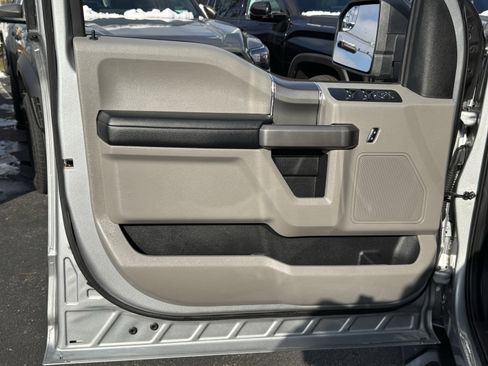 Used 2020 Ford F150 XLT w/ Equipment Group 302A Luxury image 23