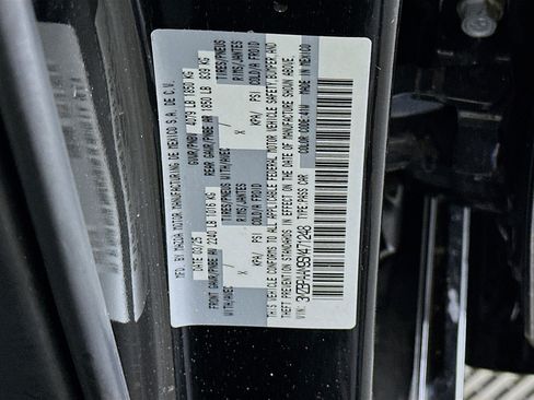 Used 2025 MAZDA MAZDA3 s image 12