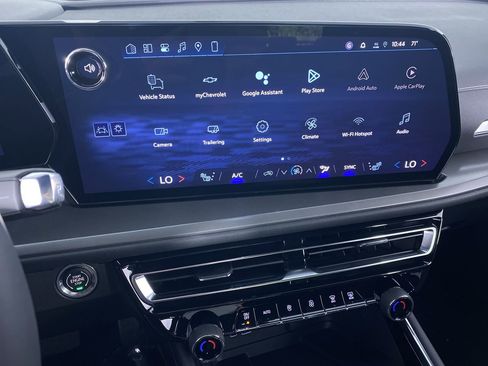 New 2026 Chevrolet Traverse LT w/ Driver Confidence Package image 5