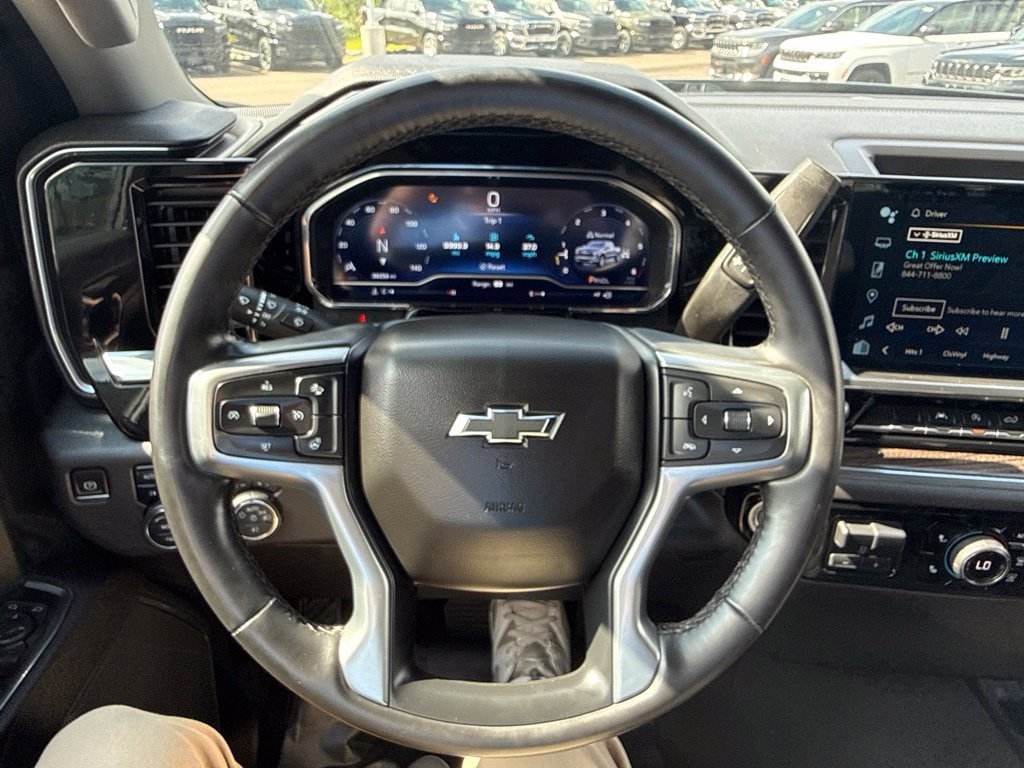 Used 2023 Chevrolet Silverado 1500 RST AWD/4WD image 26