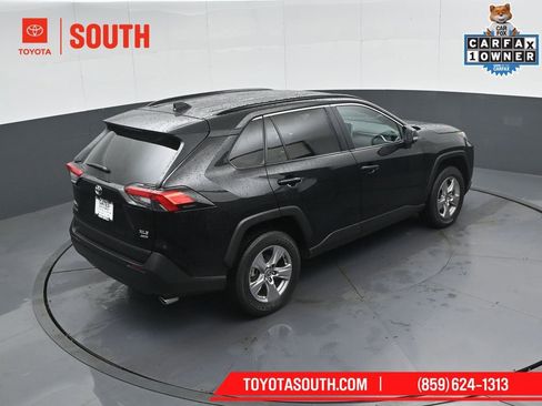 Used 2025 Toyota RAV4 XLE AWD/4WD image 44