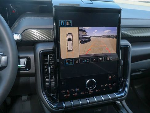 New 2026 GMC Yukon AT4 w/ AT4 Premium Plus Package AWD/4WD image 22